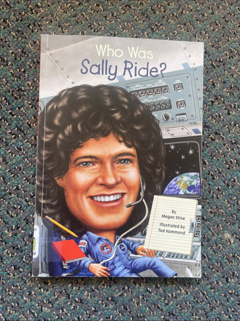 Who Was Sally Ride? Illustrated Biography - Blue Cover